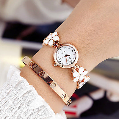 Wishes Fashion casual diamond inlaid Quartz Bracelet Watch